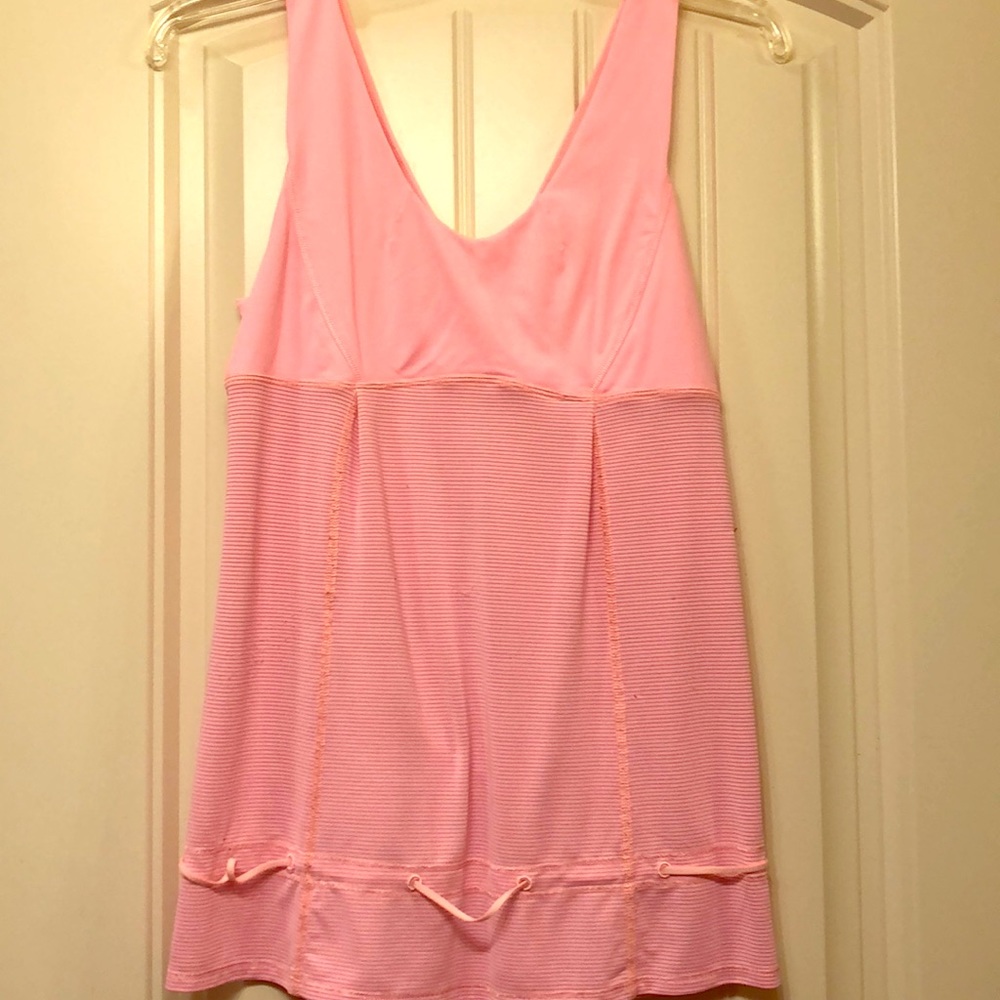 Lulu lemon workout top